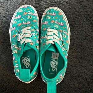 EUC sealife Vans
